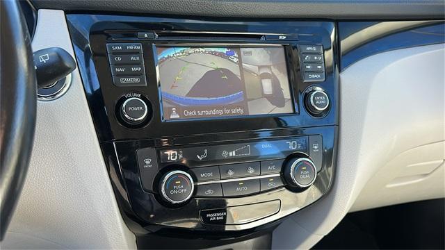 Photo of 2018 Brilliant Silver Nissan Rogue Sport