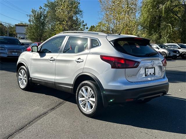Photo of 2018 Brilliant Silver Nissan Rogue Sport
