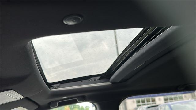 Photo of 2025 Crystal Black Pearl Honda CR-V Hybrid