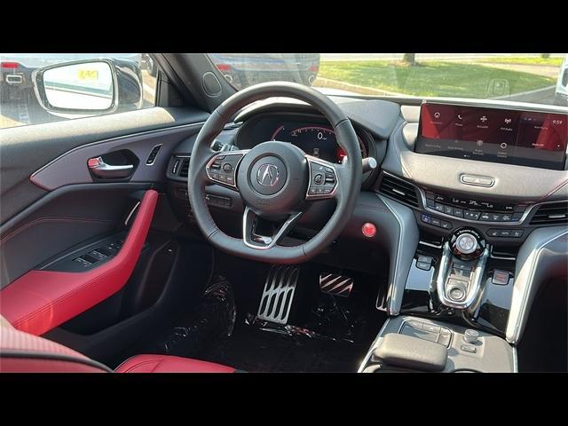 Photo of 2025 Platinum White Pearl Acura TLX