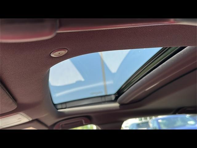 Photo of 2025 Platinum White Pearl Acura TLX