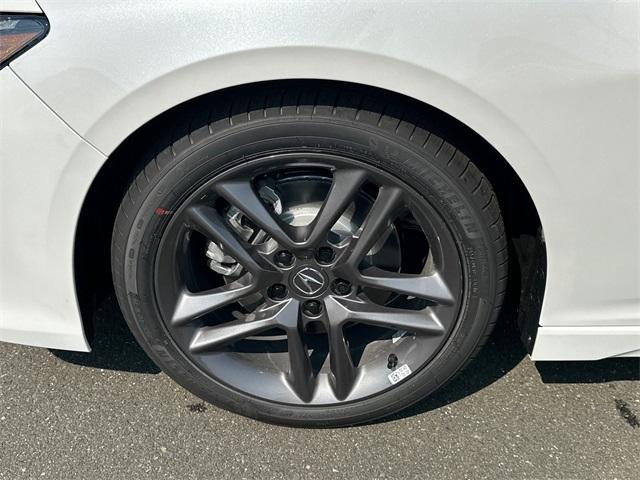 Photo of 2025 Platinum White Pearl Acura TLX