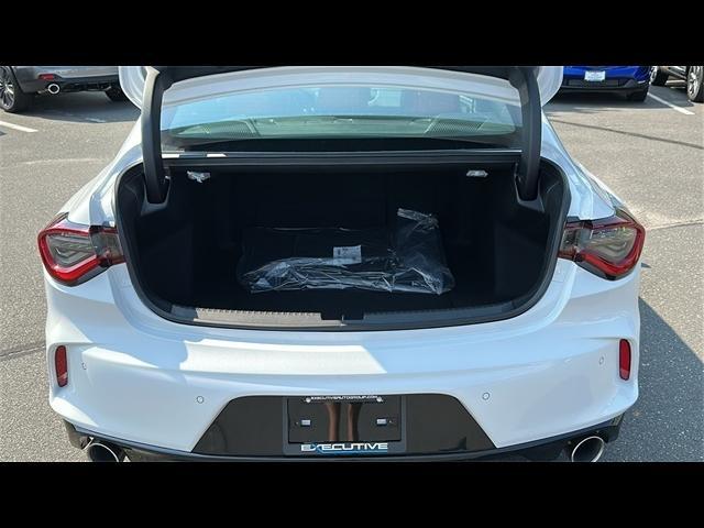 Photo of 2025 Platinum White Pearl Acura TLX