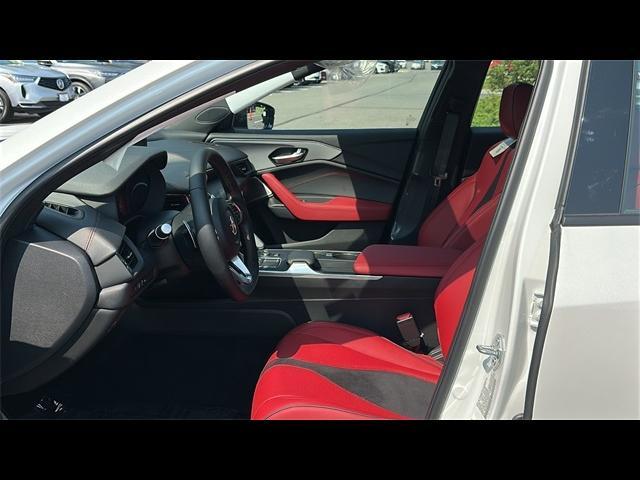 Photo of 2025 Platinum White Pearl Acura TLX