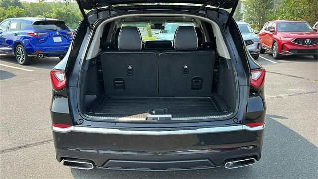 Photo of 2023 Majestic Black Pearl Acura MDX