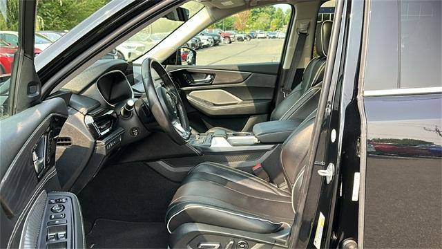 Photo of 2023 Majestic Black Pearl Acura MDX