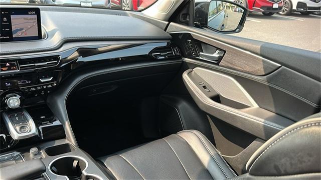 Photo of 2023 Majestic Black Pearl Acura MDX