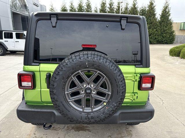 Photo of 2025 Mojito Clearcoat Jeep Wrangler