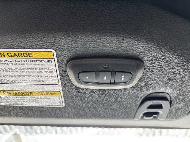 Photo of 2022 Bright White Clearcoat Jeep Wrangler
