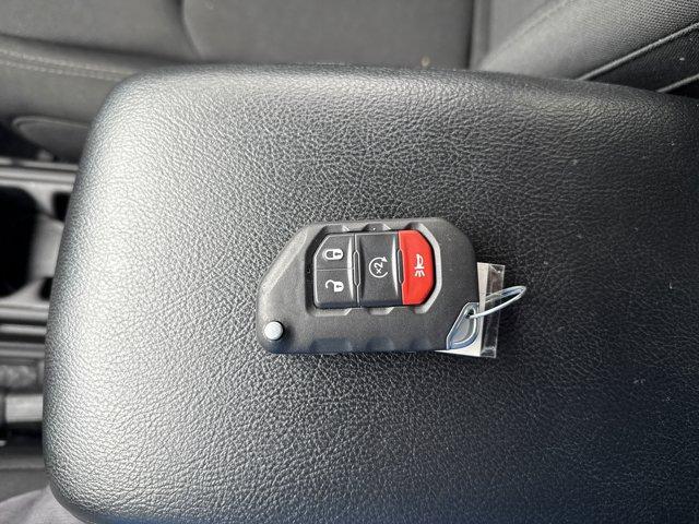 Photo of 2022 Bright White Clearcoat Jeep Wrangler