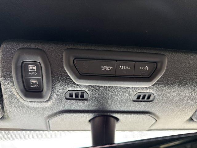 Photo of 2022 Bright White Clearcoat Jeep Wrangler