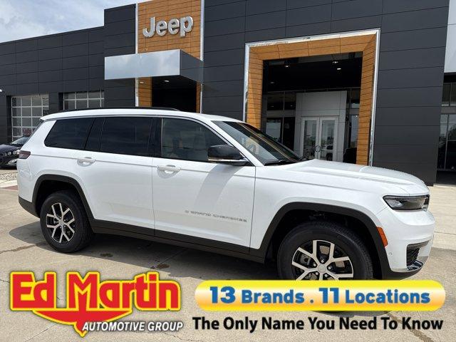 Photo of 2025 Bright White Clearcoat Jeep Grand Cherokee L
