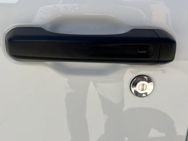 Photo of 2024 Bright White Clearcoat Jeep Wrangler