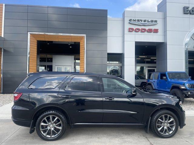 Photo of 2017 DB Black Crystal Clearcoat Dodge Durango