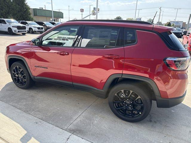 Photo of 2026 Red Hot Pearlcoat Jeep Compass