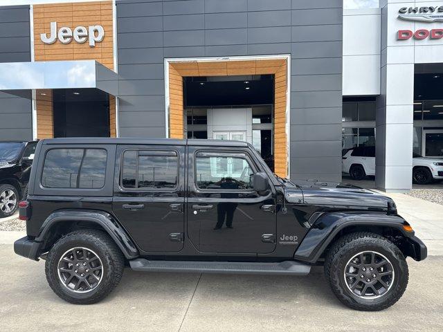 Photo of 2021 Black Clearcoat Jeep Wrangler