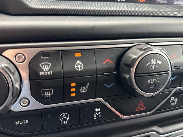 Photo of 2021 Black Clearcoat Jeep Wrangler
