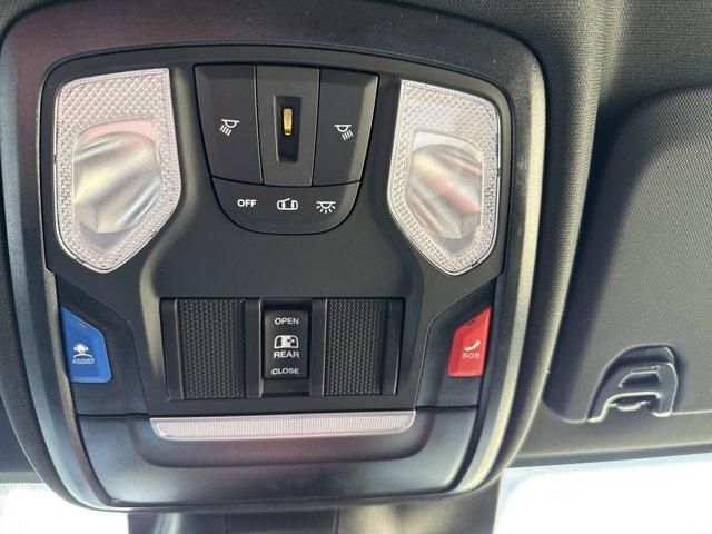 Photo of 2025 Diamond Black Crystal Pearlcoat RAM 2500