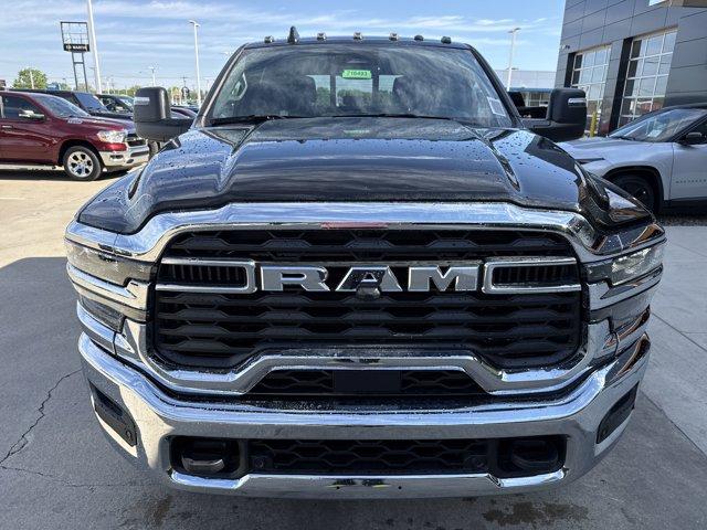 Photo of 2025 Diamond Black Crystal Pearlcoat RAM 2500