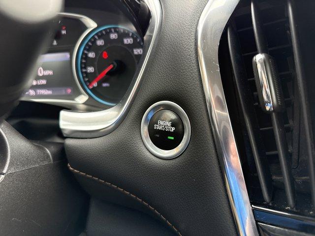Photo of 2021 Iridescent Pearl Tricoat Chevrolet Traverse
