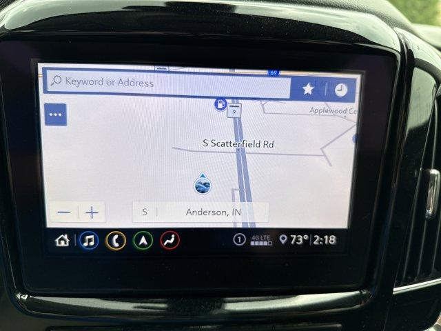 Photo of 2021 Iridescent Pearl Tricoat Chevrolet Traverse