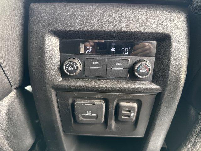 Photo of 2021 Iridescent Pearl Tricoat Chevrolet Traverse