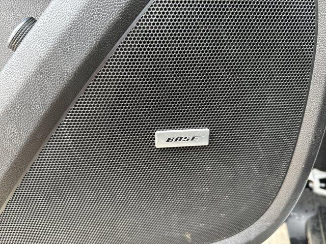 Photo of 2021 Iridescent Pearl Tricoat Chevrolet Traverse