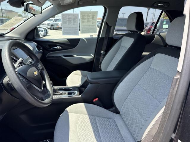 Photo of 2022 Iron Gray Metallic Chevrolet Equinox