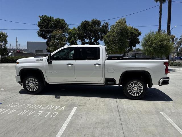 Photo of 2022 Summit White Chevrolet Silverado 3500