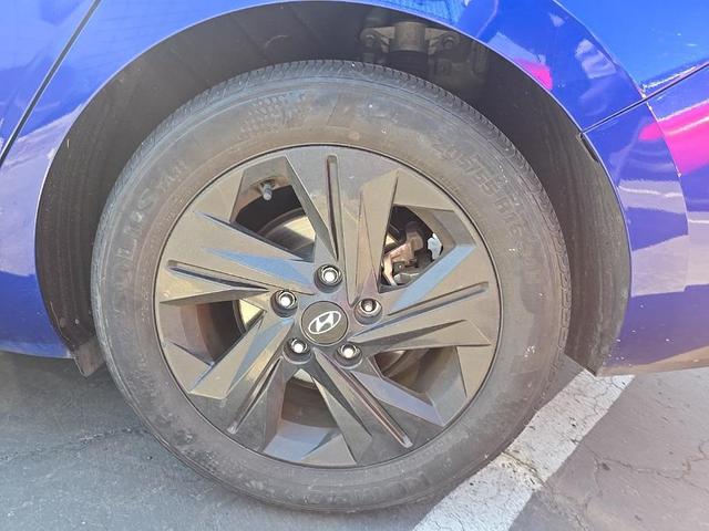 Photo of 2022 Intense Blue Hyundai ELANTRA HEV