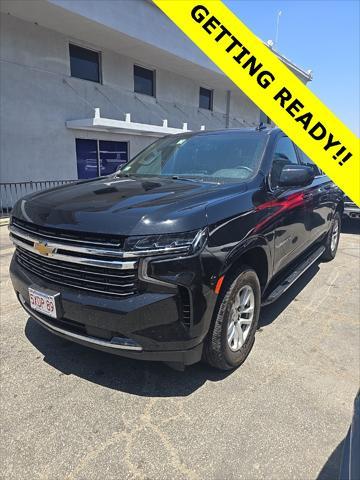 Photo of 2024 Black Chevrolet Suburban