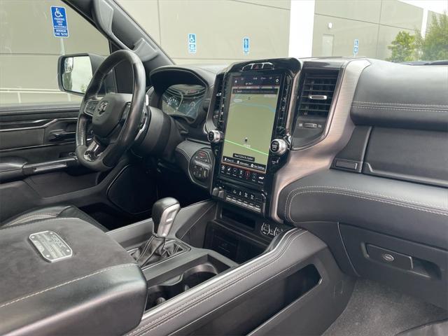 Photo of 2021 Diamond Black Crystal Pearlcoat RAM 1500