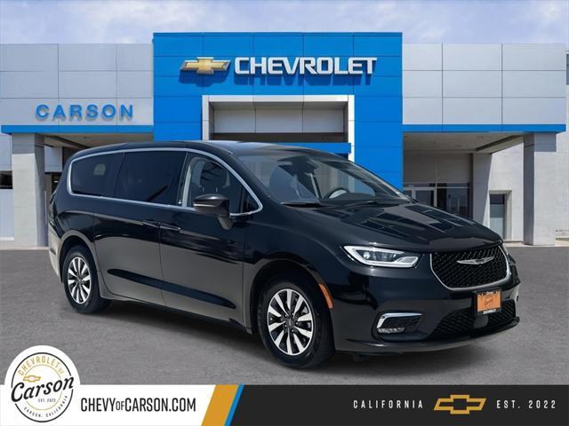 2023 Chrysler Pacifica Hybrid