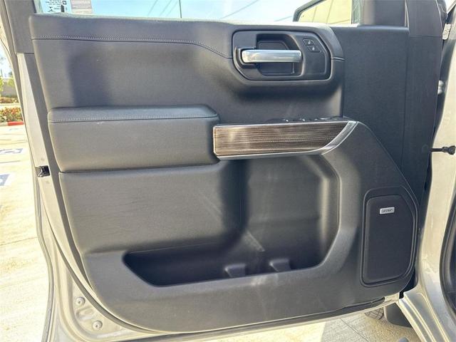 Photo of 2021 Silver Ice Metallic Chevrolet Silverado 1500