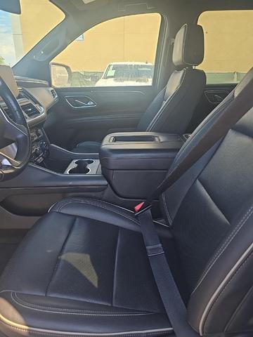 Photo of 2023 Summit White Chevrolet Suburban