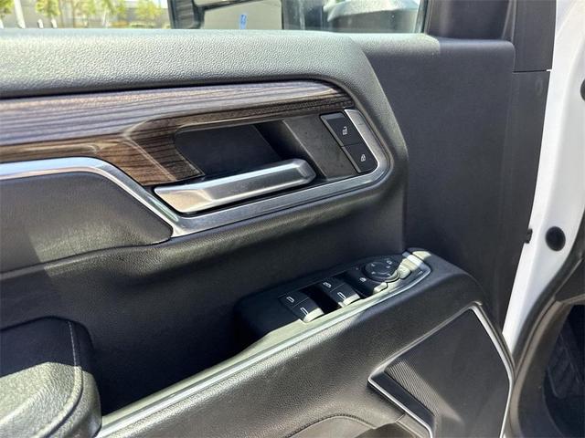 Photo of 2024 Summit White Chevrolet Silverado 2500