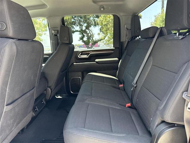 Photo of 2024 Summit White Chevrolet Silverado 2500
