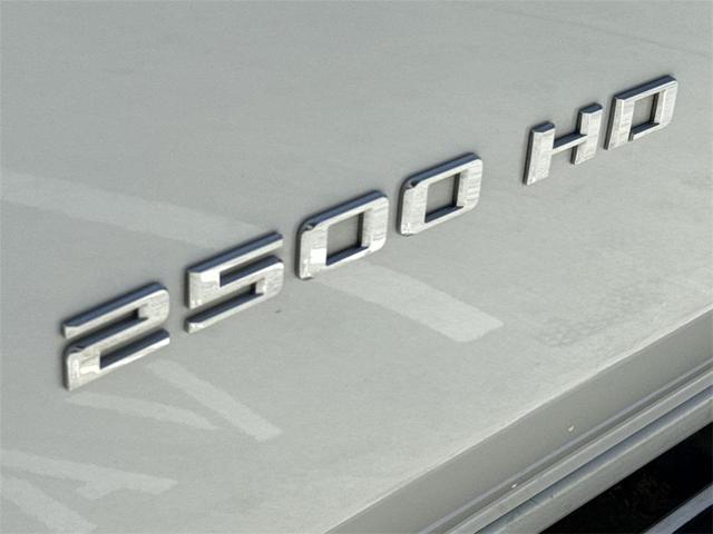Photo of 2024 Summit White Chevrolet Silverado 2500