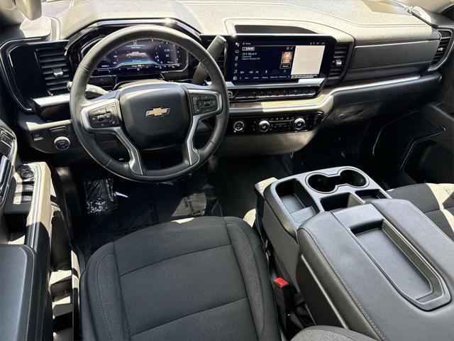 Photo of 2024 Black Chevrolet Silverado 1500