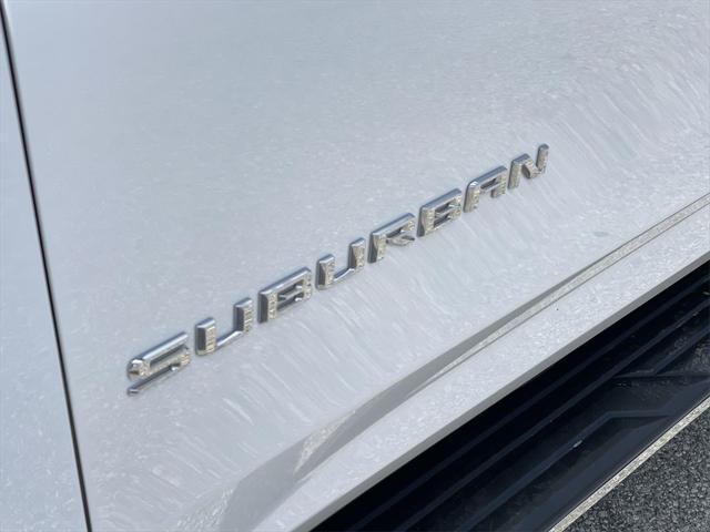 Photo of 2023 Summit White Chevrolet Suburban