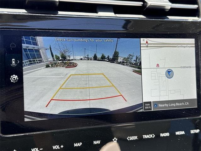 Photo of 2023 Amazon Gray Hyundai TUCSON Hybrid
