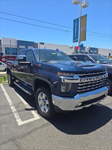 Photo of 2022 Northsky Blue Metallic Chevrolet Silverado 3500
