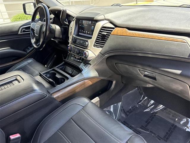 Photo of 2019 Onyx Black GMC Yukon XL