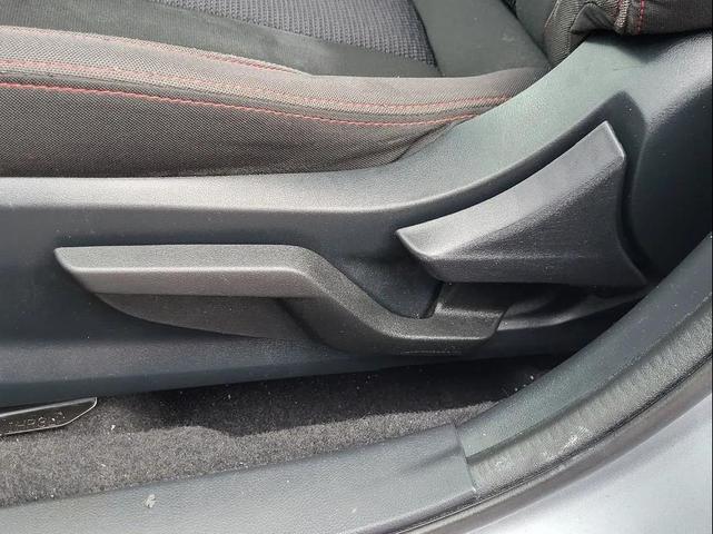 Photo of 2019 Ice Silver Metallic Subaru Impreza