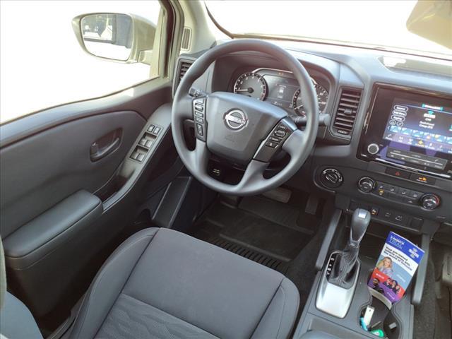Photo of 2023 Glacier White Nissan Frontier
