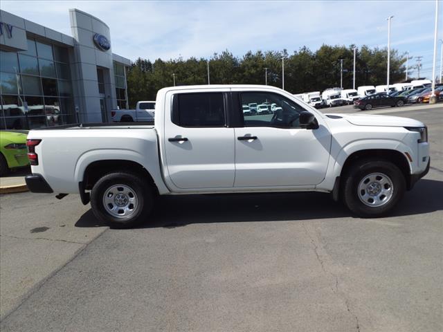 Photo of 2023 Glacier White Nissan Frontier