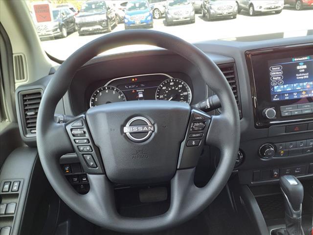 Photo of 2023 Glacier White Nissan Frontier