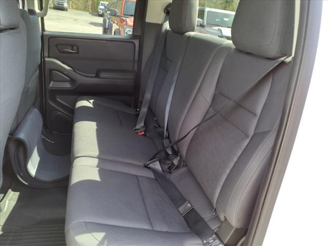 Photo of 2023 Glacier White Nissan Frontier