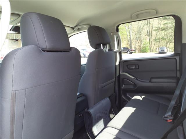 Photo of 2023 Glacier White Nissan Frontier