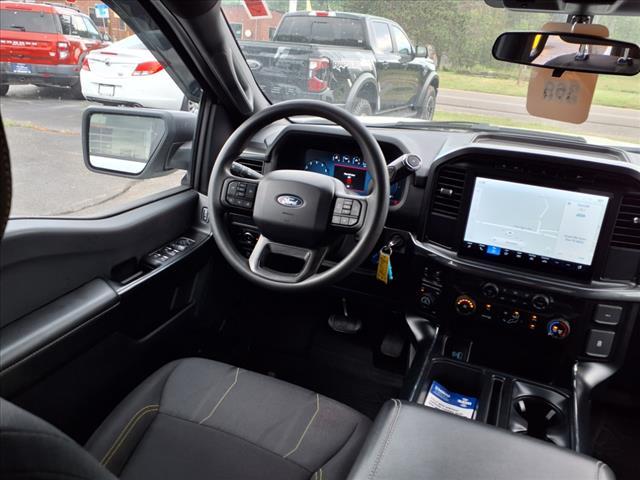 Photo of 2024 Oxford White Ford F-150